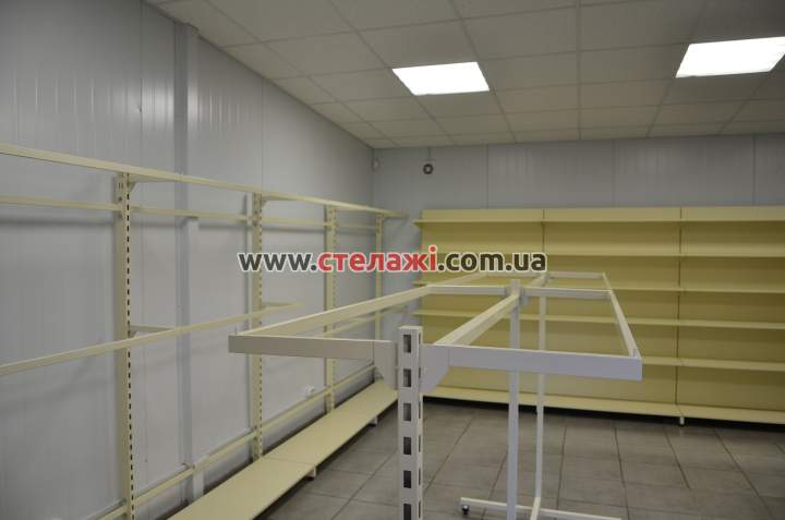 Обладнання для магазину стокового одягу, Львів (Юрія Липи)