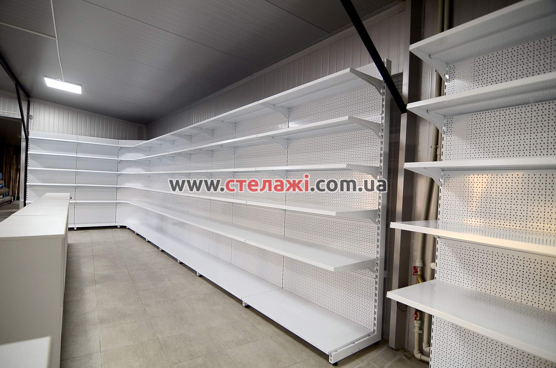Односторонній (пристінний) стелаж для магазину. Фото 9